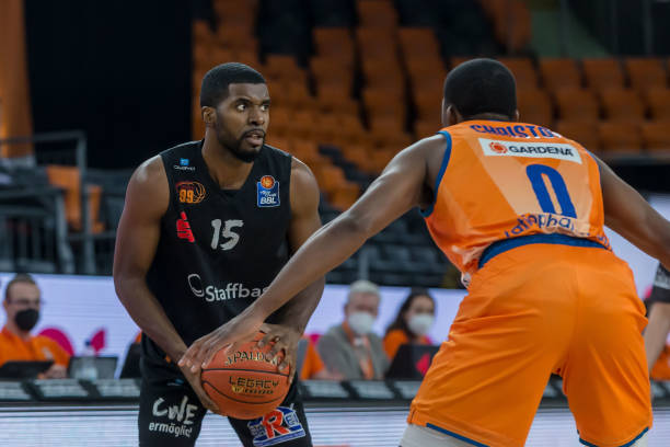 效力期间 效力期间