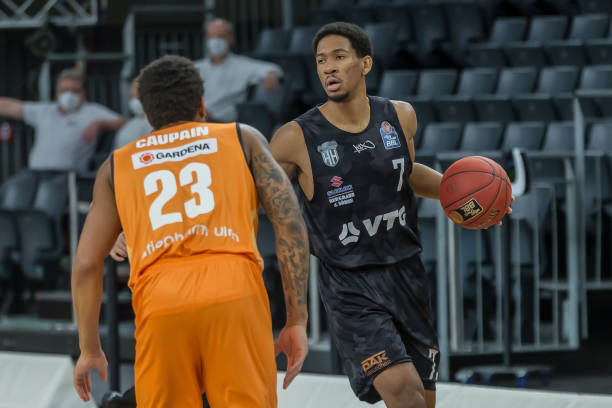 深刻理解 深刻理解